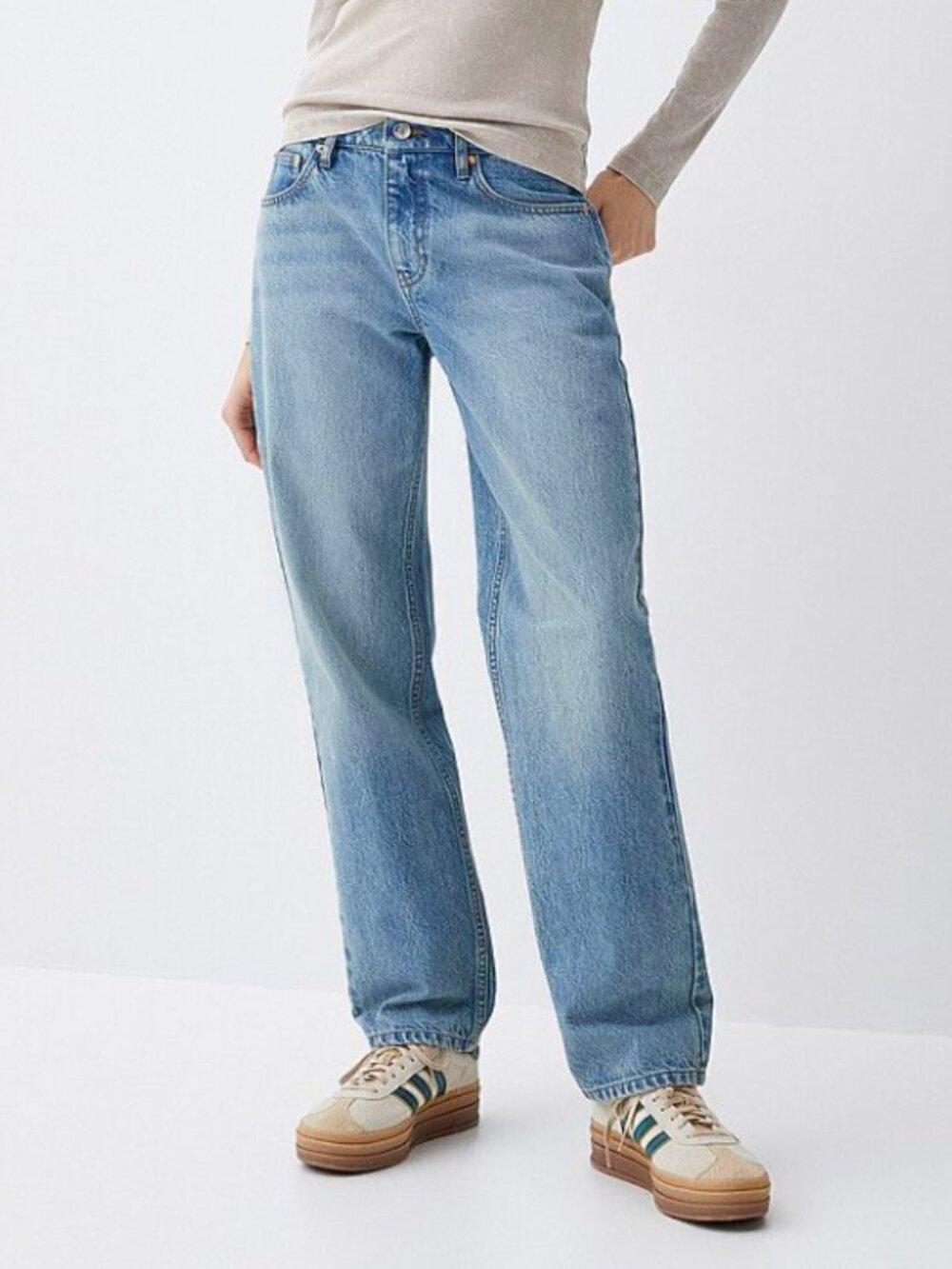 H&M • light wash straight leg high waist jeans